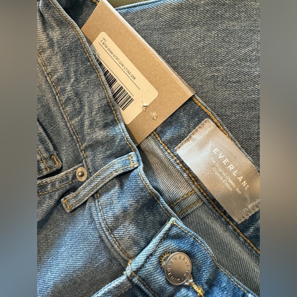 Everlane The Original Cheeky® Jean - Picture 4 of 5